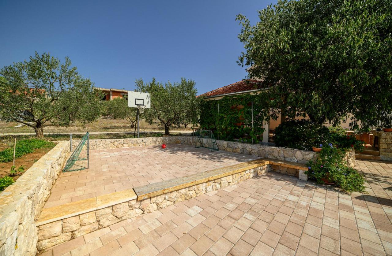Holiday Home Rokoko 시베니크 외부 사진